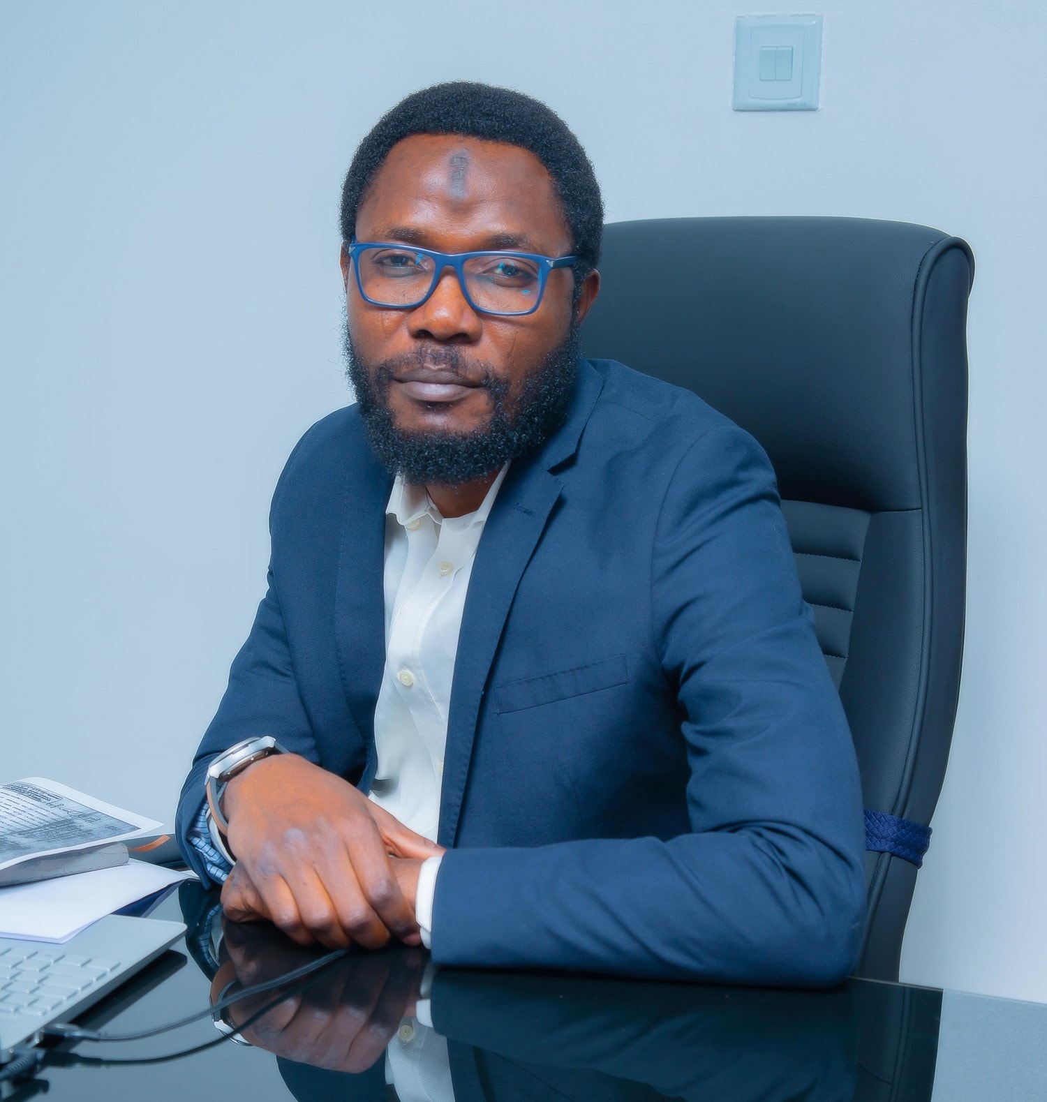 Mr.Akeem Adekunbi