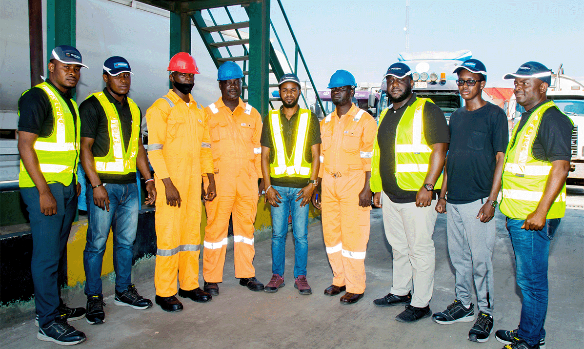 Tulcan energy engineers group photos